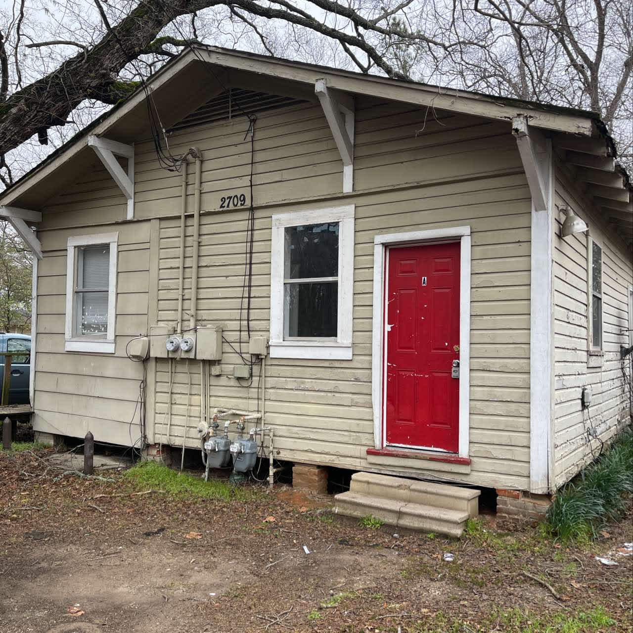 2709 Lee AvenueApt A