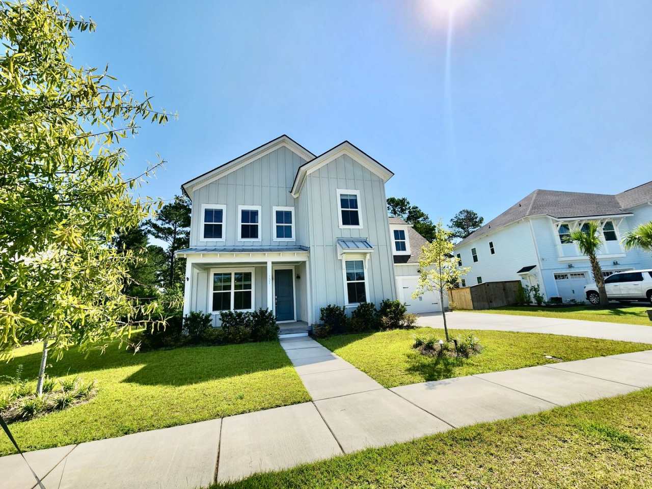 Like new beauty in Point Hope - Charleston