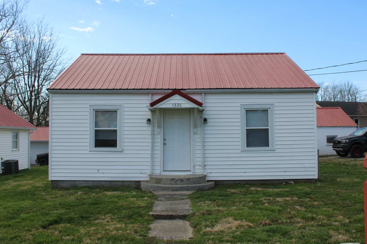 1228 West Walnut Street