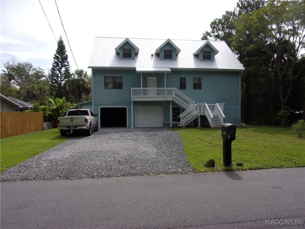 905 N Palm Springs Terrace