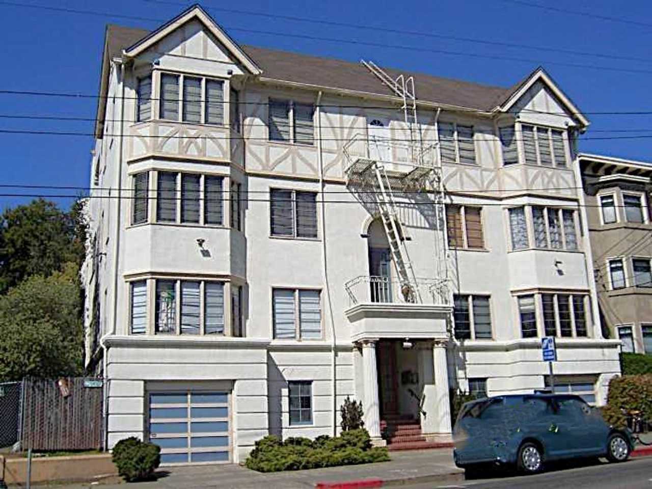 Studio apartments available Durant Avenue Apartments is an 18 unit building built in the early 1900s,