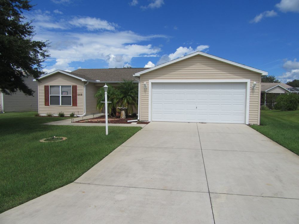 1315 Fort Lawn Loop