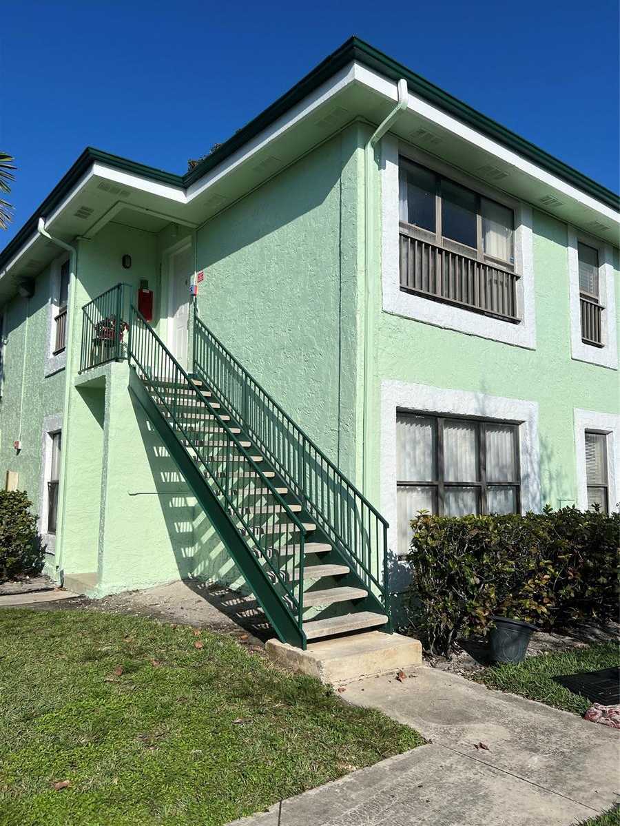 3954 Northwest 87th Avenue