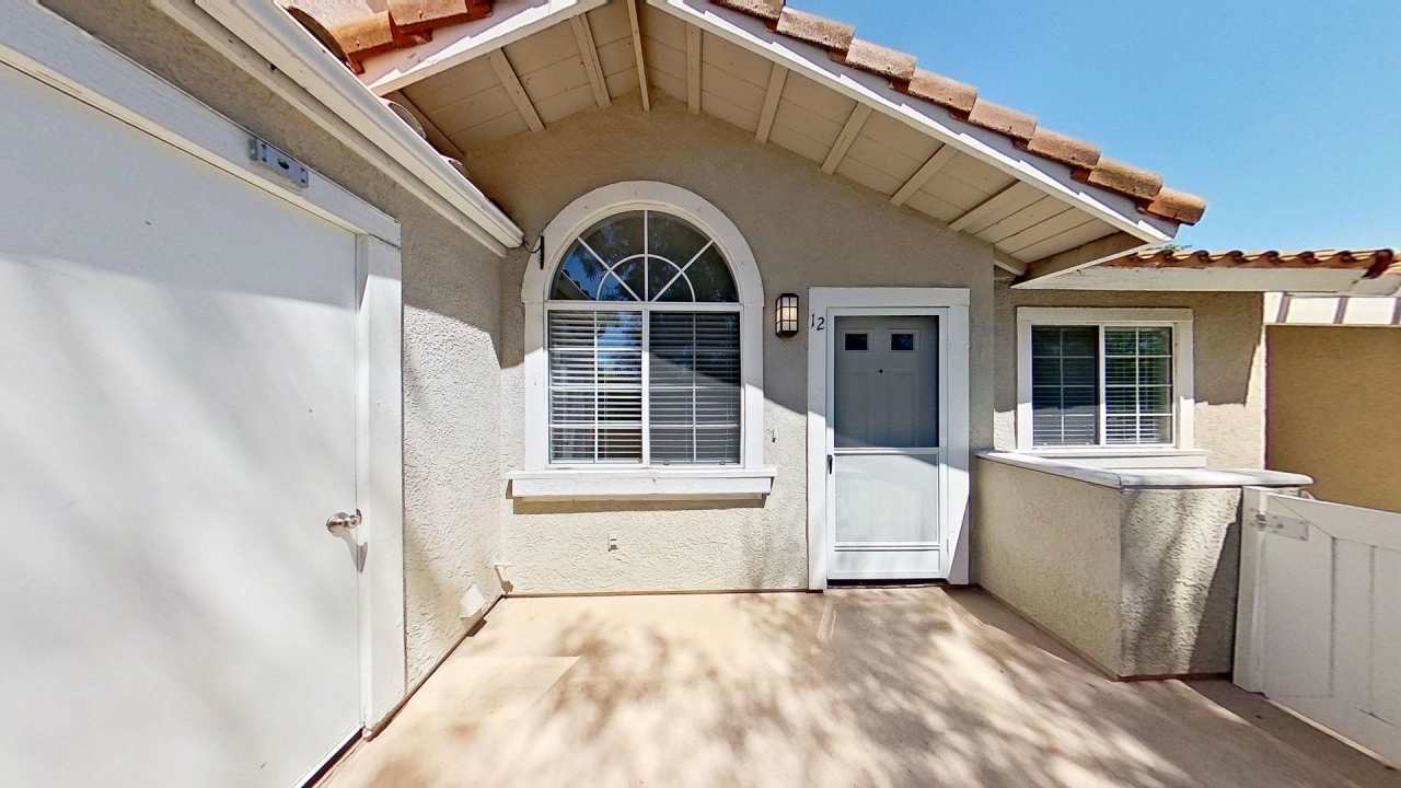 12 Via Prado - Charming 2 Bed 2 Bath End-Unit Condo in Rancho Santa Margarita!