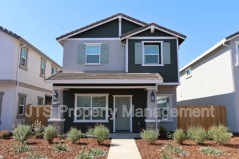 4256 Aura Way