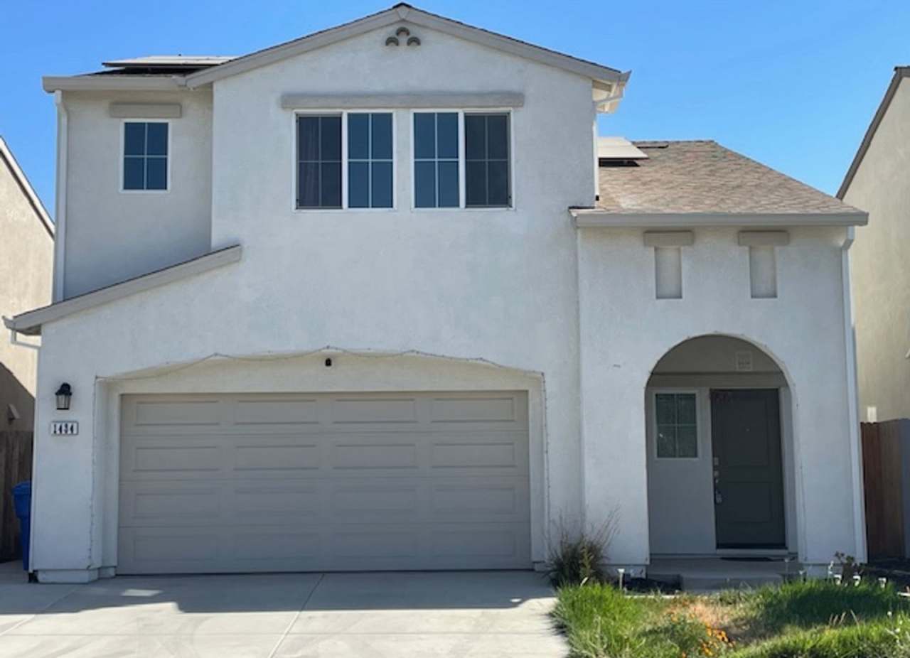 For Lease: Modern Smart Home - Perfect for Commuters!