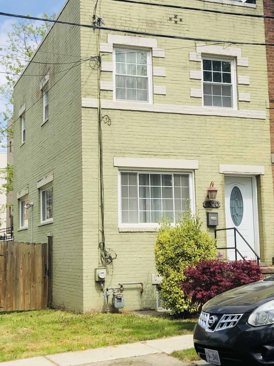 1300 Dexter Terrace Southeast