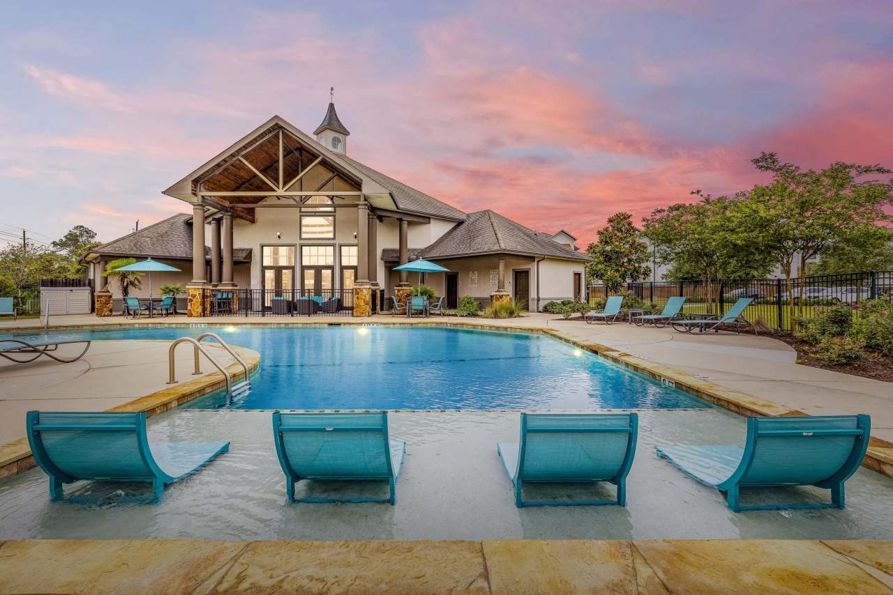 Landmark Grand Champion