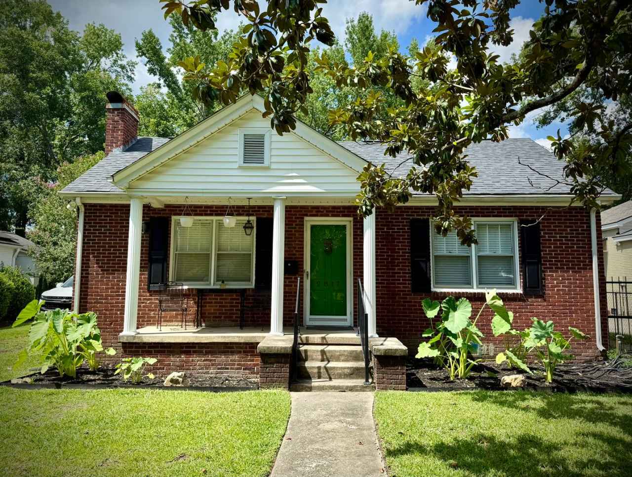 SHORT TERM AVAILABLE [Shandon]