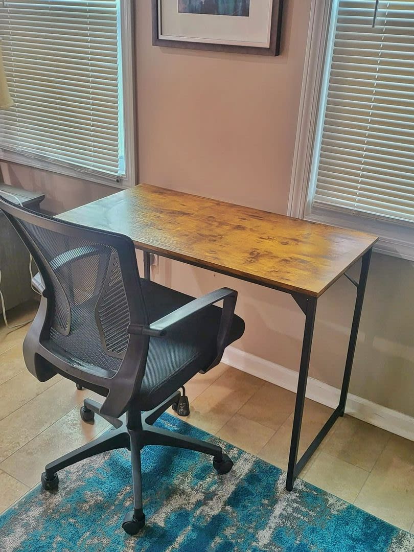 Room in 5 Bedroom Home at Kenora Dr SW