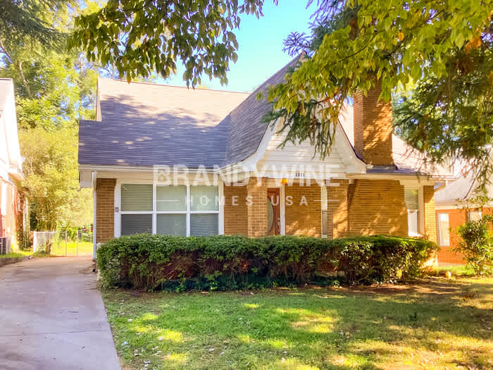 1351 Jefferson Avenue