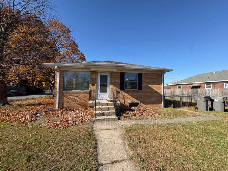 1302 North Downey Avenue