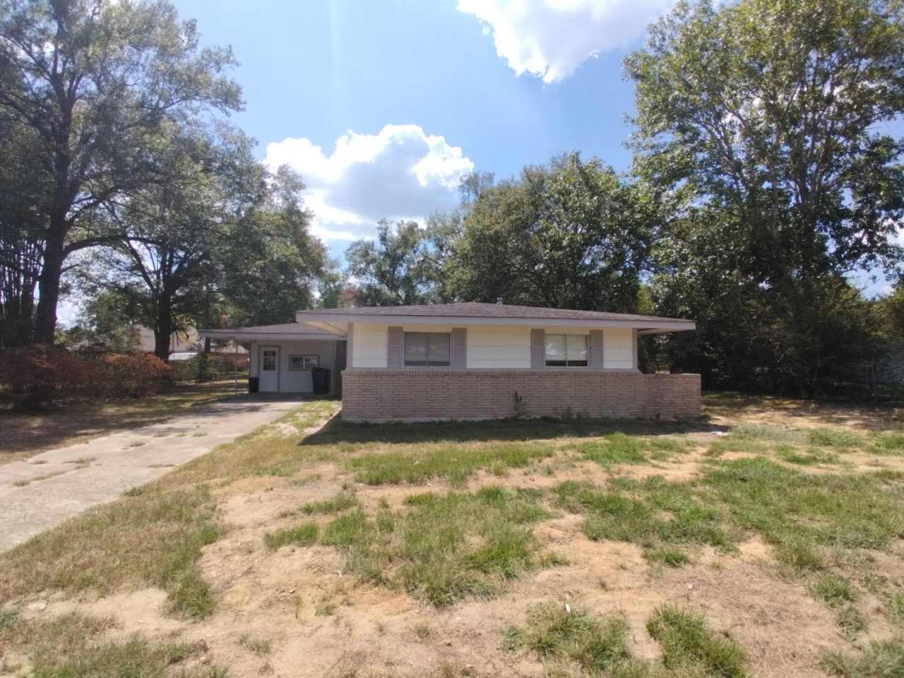 208 Milbey St.