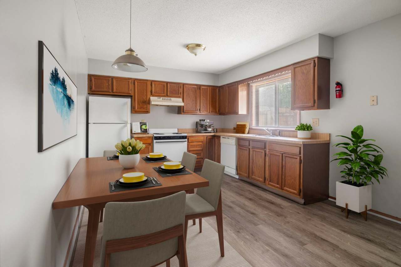 Spacious Rooms, fireplace and patio