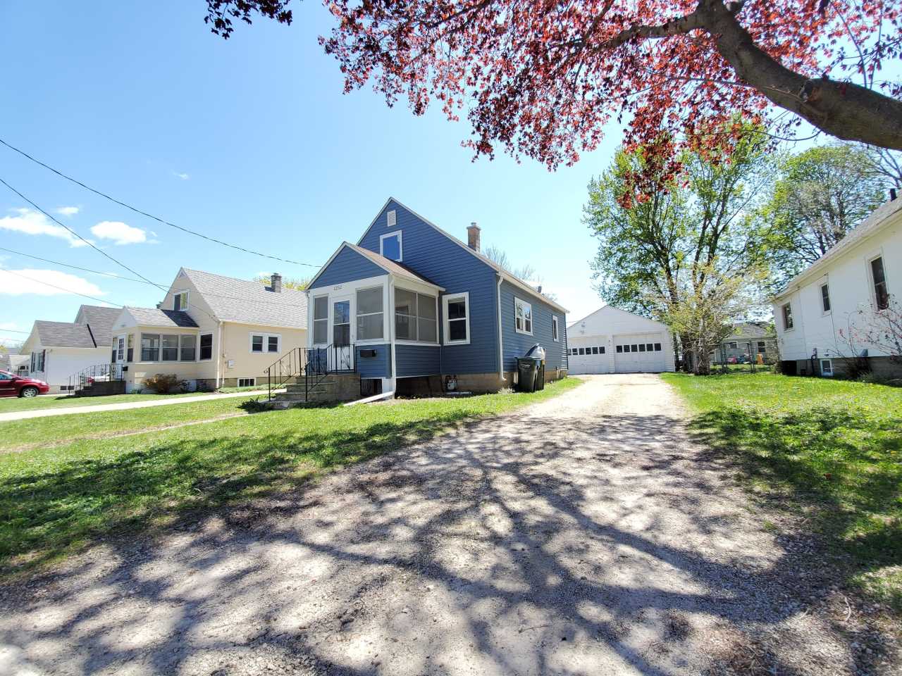 1252 4th Street Northeast