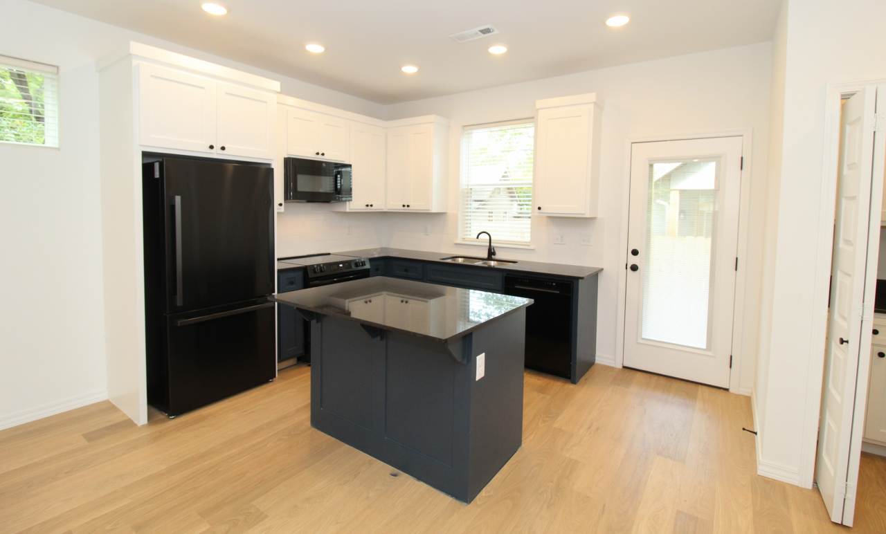 373 South Willow AvenueApt #1