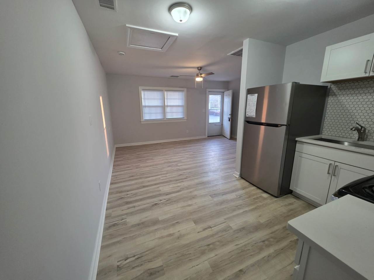 Newly Renovated 1-Bedroom Apartment ( 60 +)Available