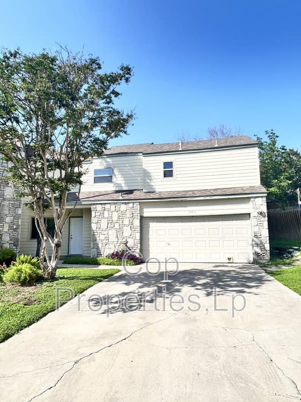 8573 Echo Creek Lane