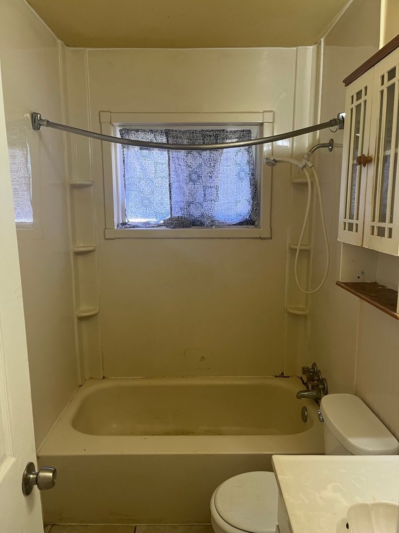 2 Bedroom Home Midfield area