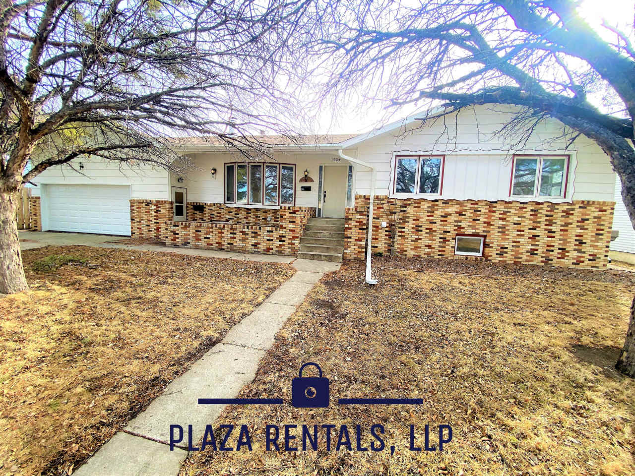 1224 Lloyd Street North - 1