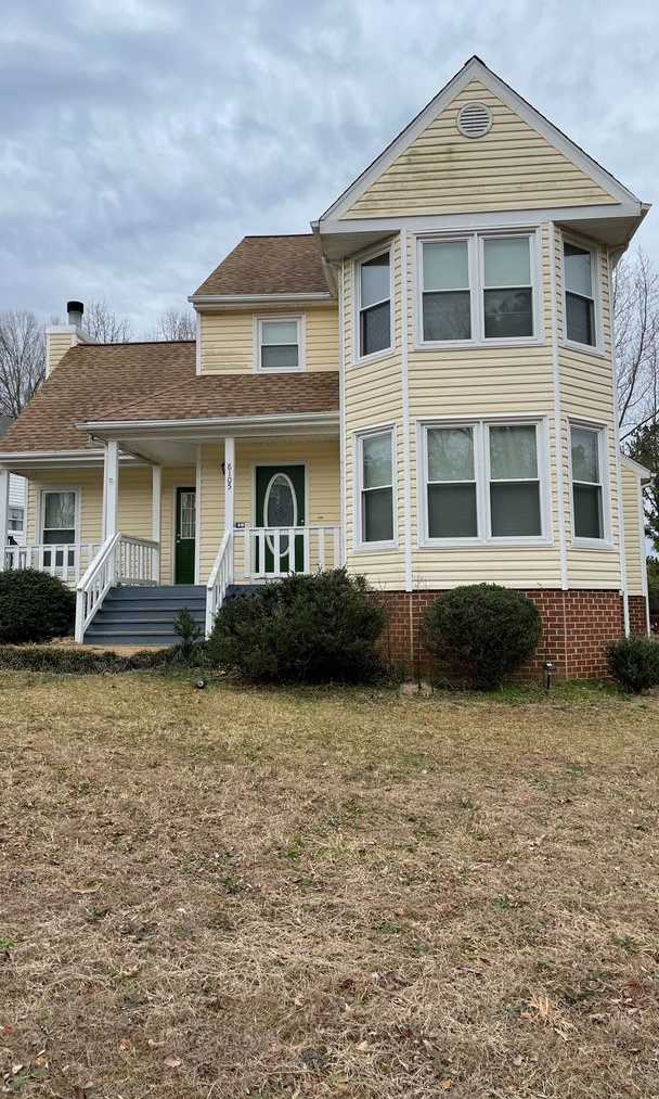 Incredible 3 Bedroom Home Available April 15th!! $500 Off First Full Month Rent!!