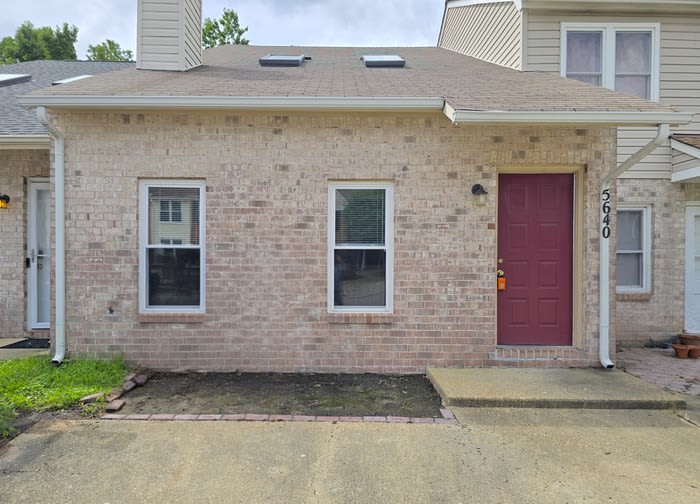 5640 Gates Landing Road