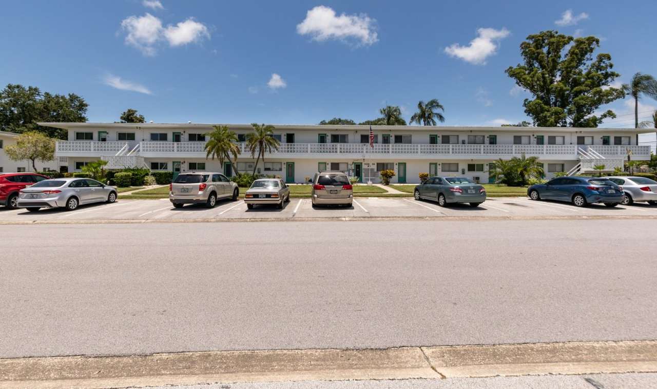 11200 86th Ave Apt 202