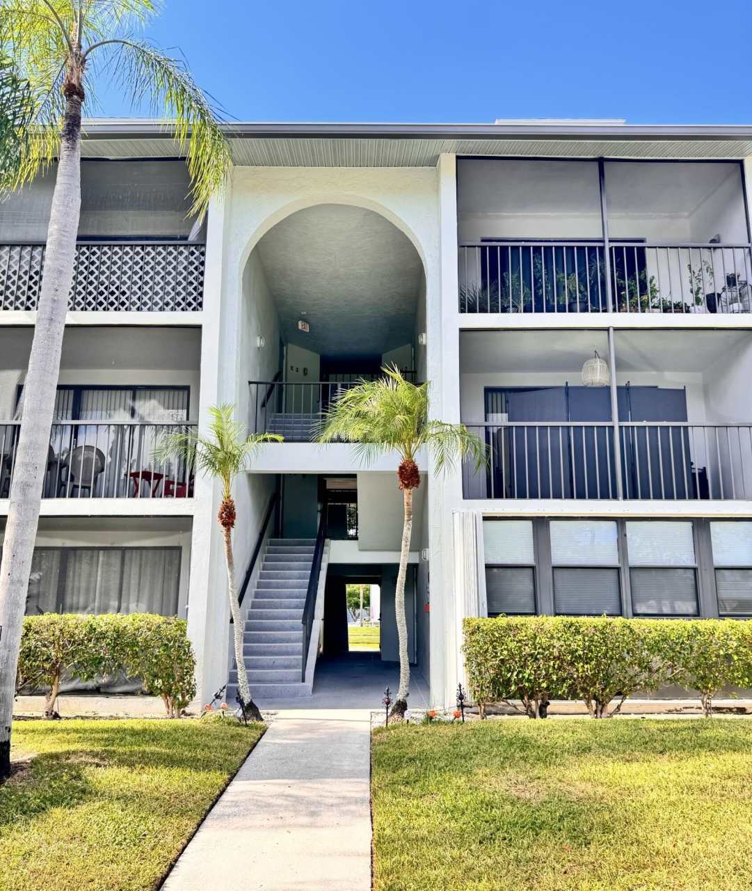 1015 Green Pine Boulevard