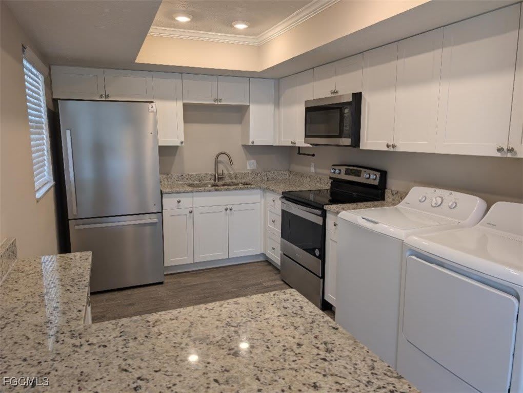 3705 SE 9th Place unit: 5