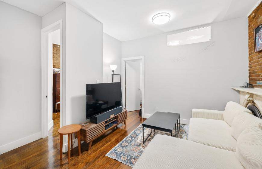 326 West 23rd Street