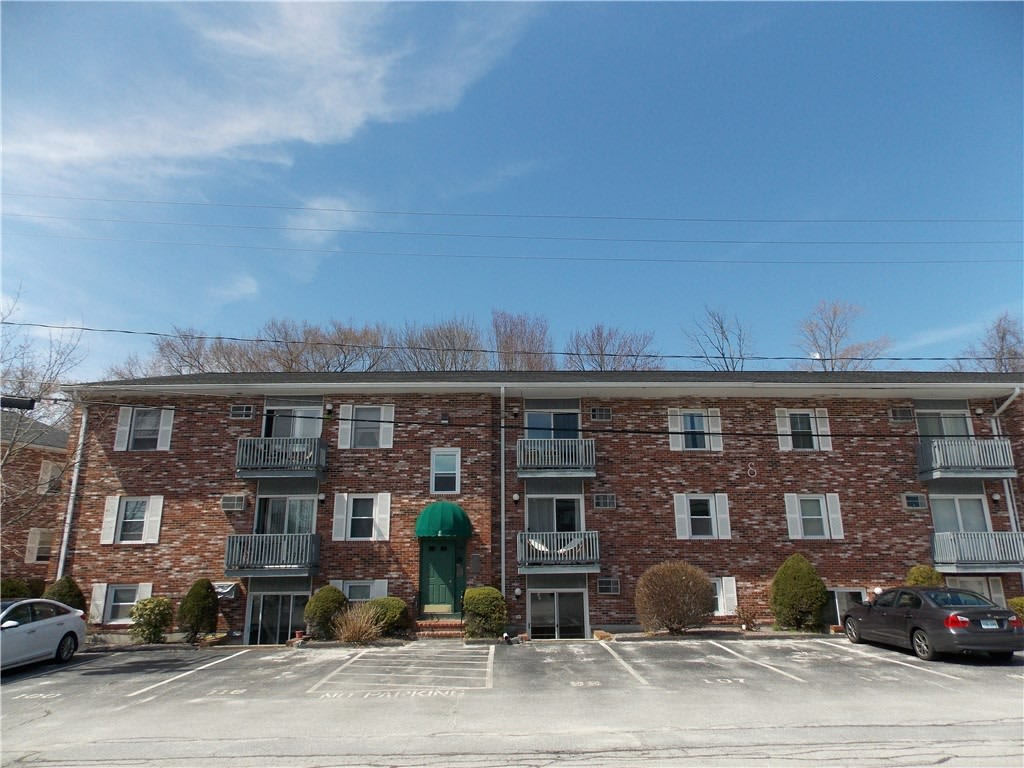 200 Manville Hill Rd