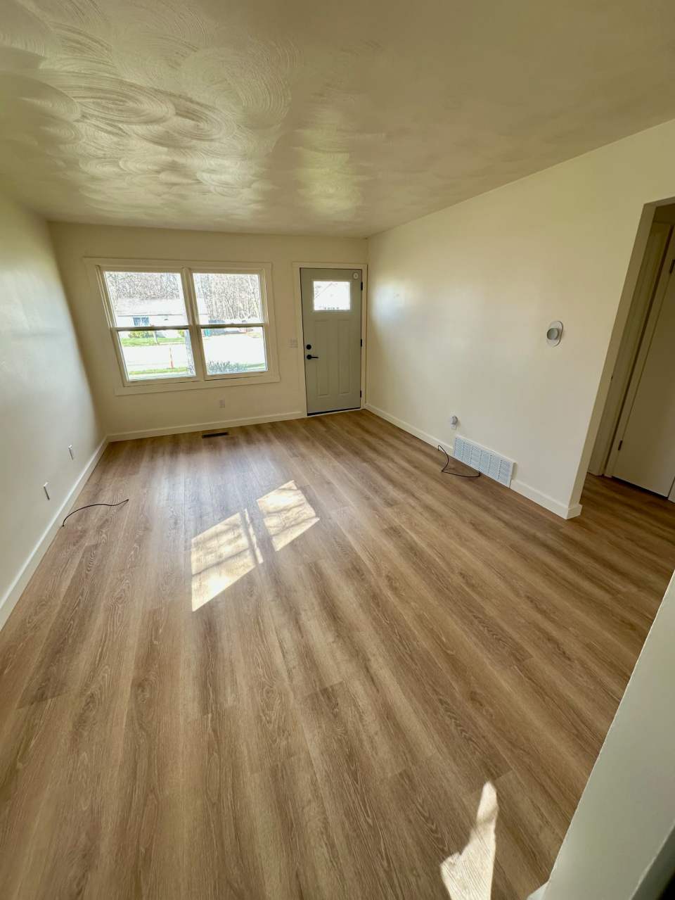 1525 West Jolly Road