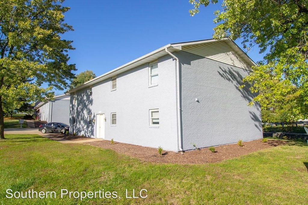 Parkside Dr. - 1600-4