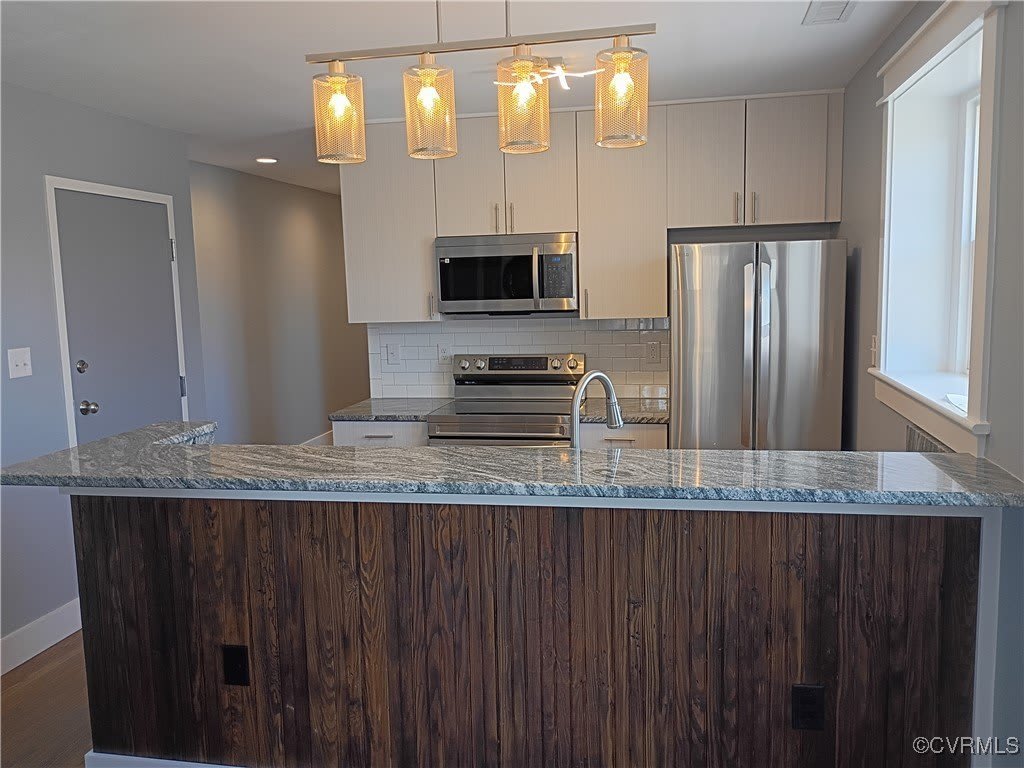 516 N 3rd Street unit: 3