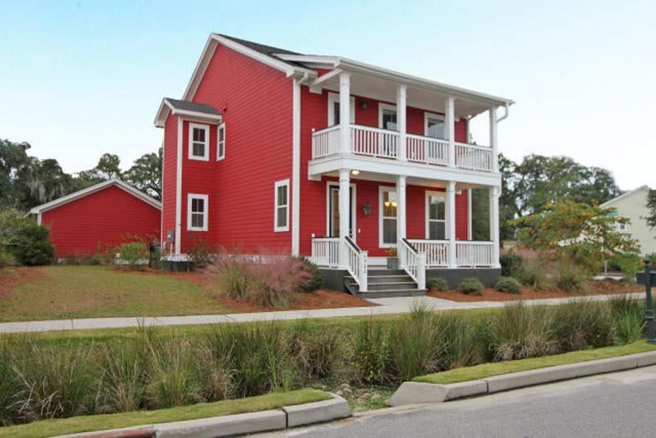 3 Bedroom 2.5 Bath House in Oak Terrace Preserve - Park Circle - N. Charleston