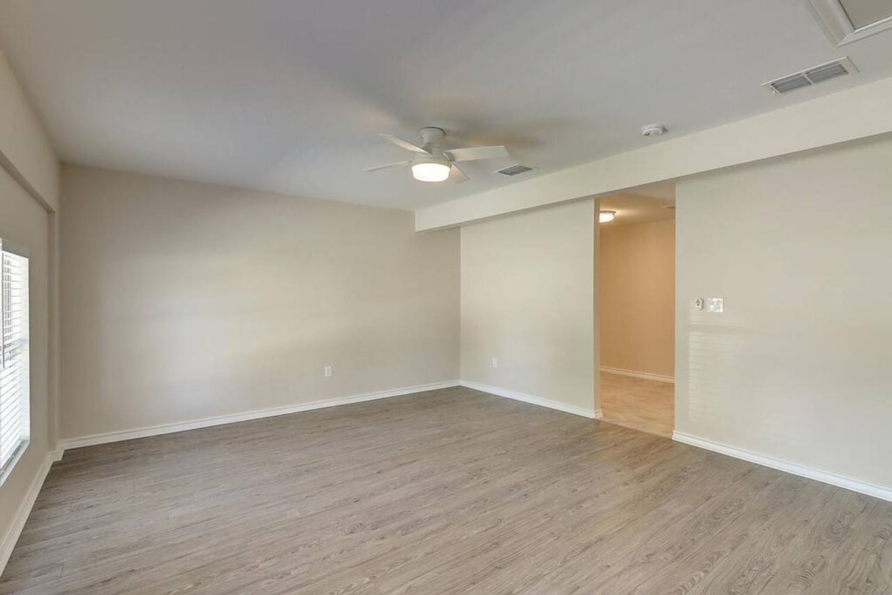 1106 Bradshaw - 3/bed 2/bath $1595/mo