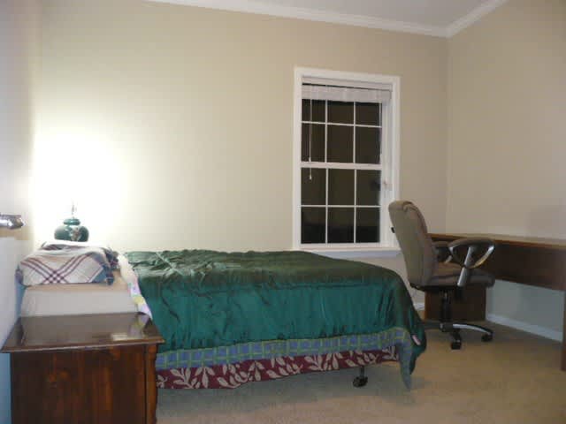 1421 30th St Se, Unit 4