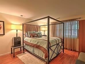 843 NE Artwood Road NE unit: 843