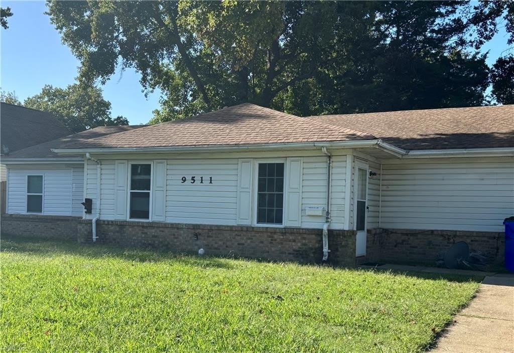 9511 Chesapeake Street