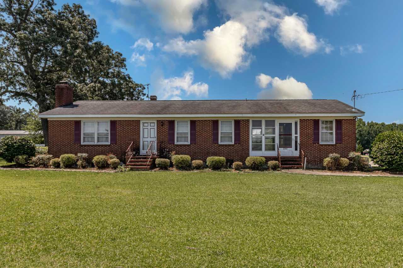 Brick Ranch in Pikeville! Lawn care included!