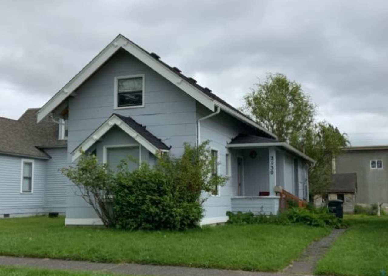 Charming 3 Bedroom 1 Bath Home in the Sunnyland Neighborhood!