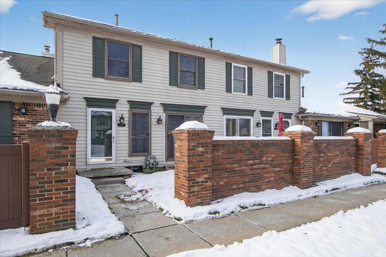 41070 Southwind Drive unit: 92