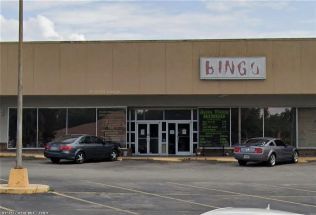 1091 W Main Street