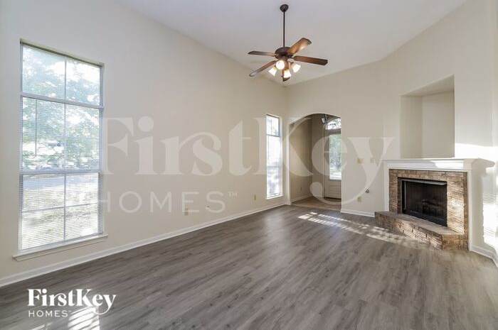 7923 Bay Meadow Circle South