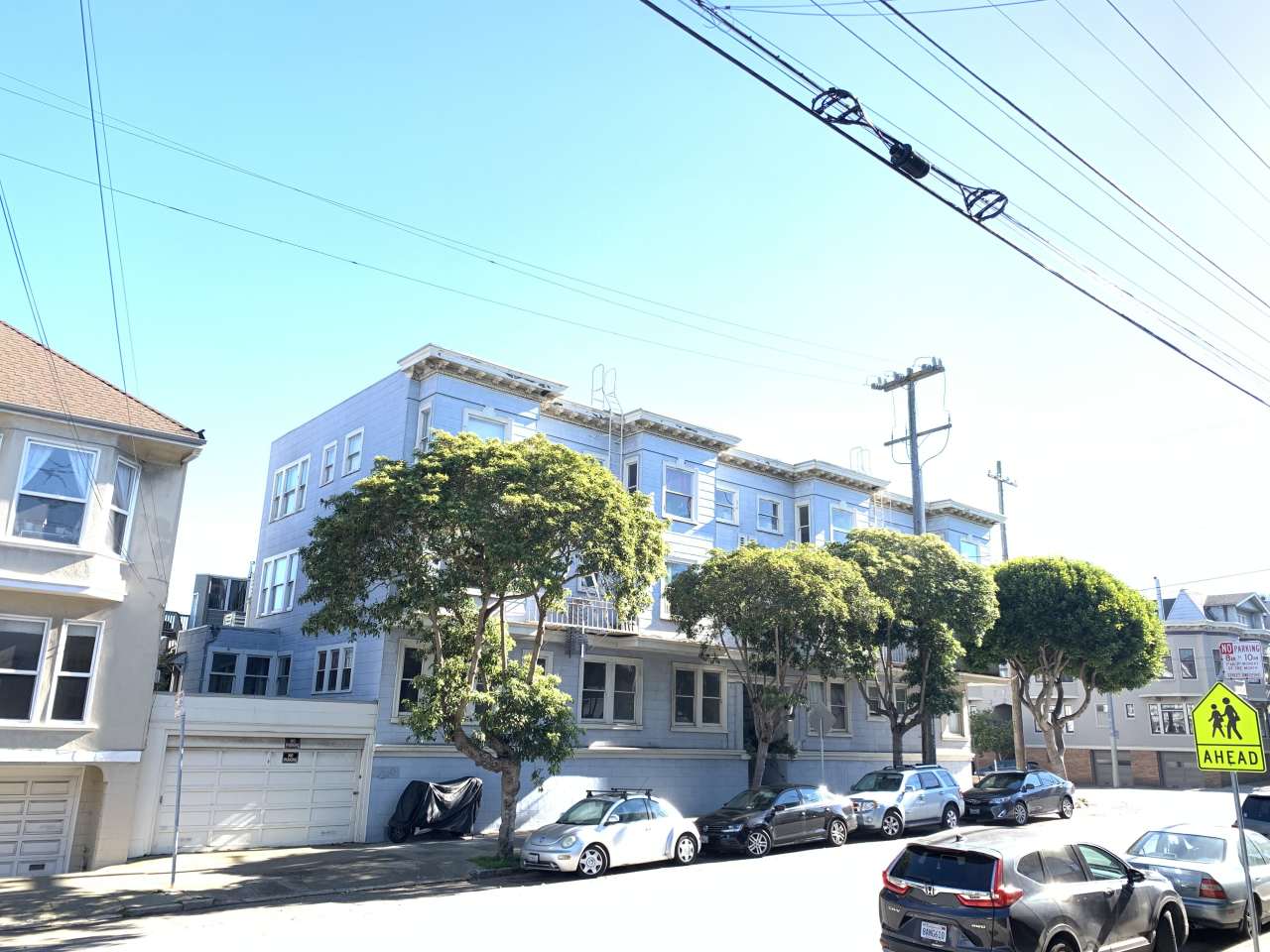 590 8th Ave