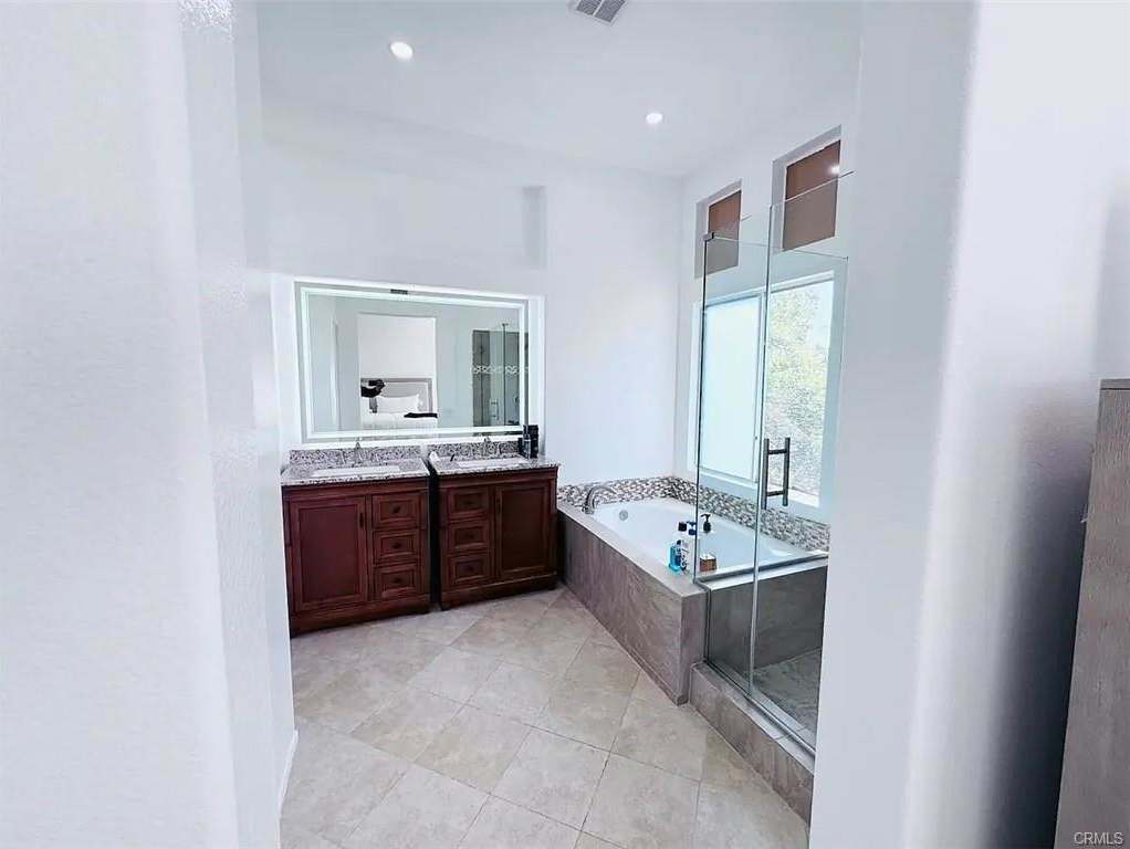 4739 East Ashford Avenue