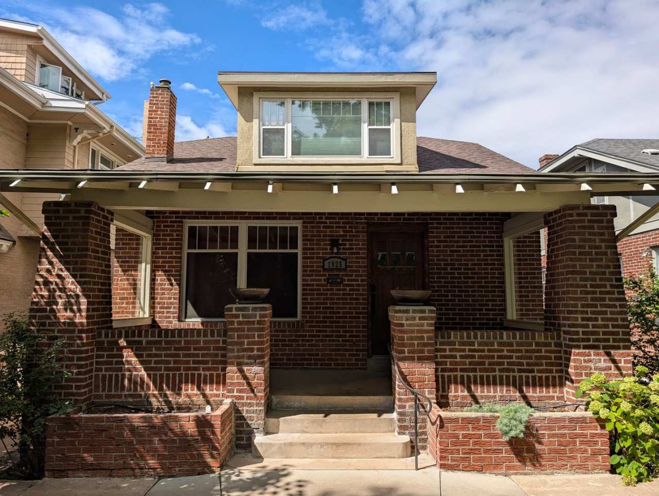 Beautiful 3 Bedroom House right across from City Park