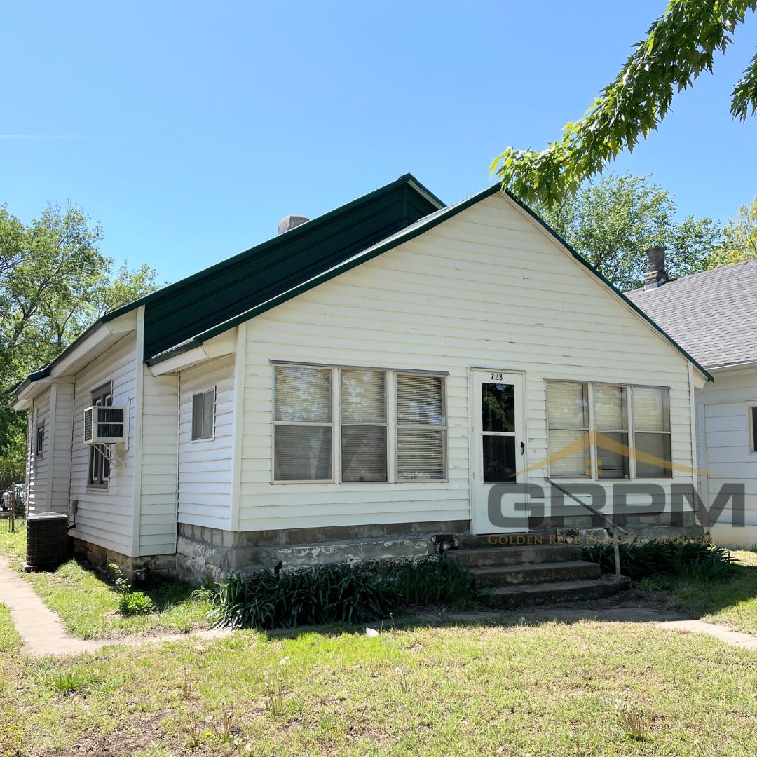 Bungalow 3 bedroom 1 bath home