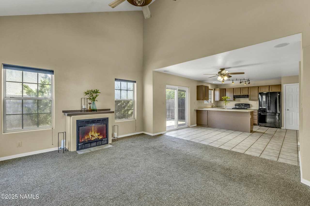 4100 E Village Circle E