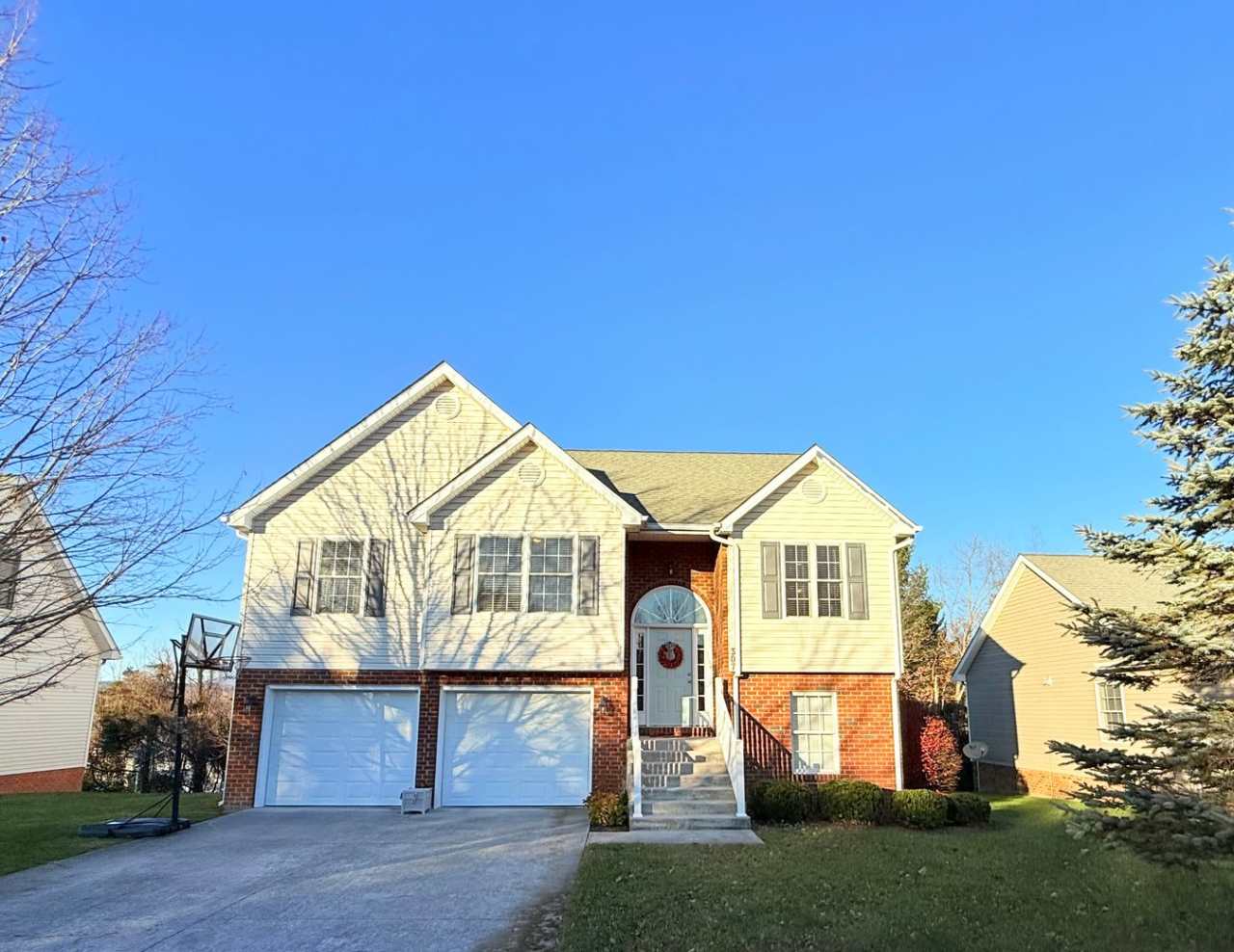 307 Heartwood Crossing | 4 bed 3 bath House